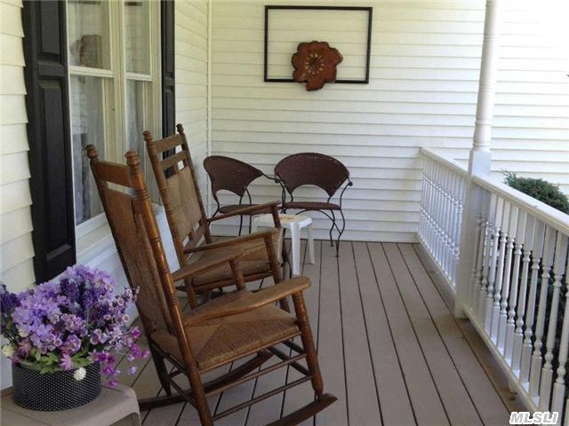 659 Peconic Bay Blvd