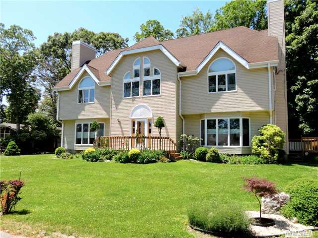 185 Inlet Ln