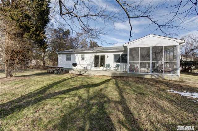 2120 Gillette Dr