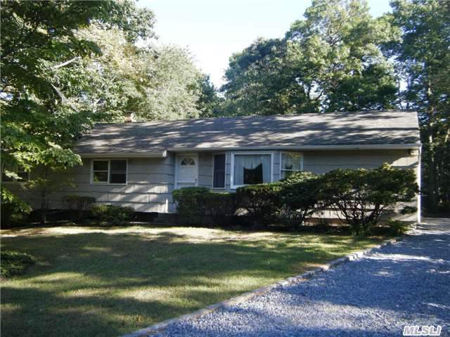 25 Deane St