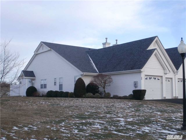 30 Summerfield Ln