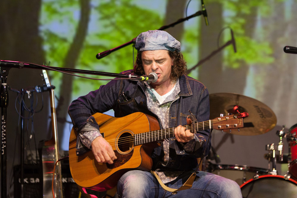Singer/songwriter Andrew Fortier performs.