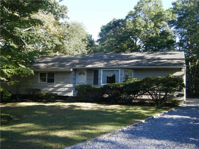 25 Deane St