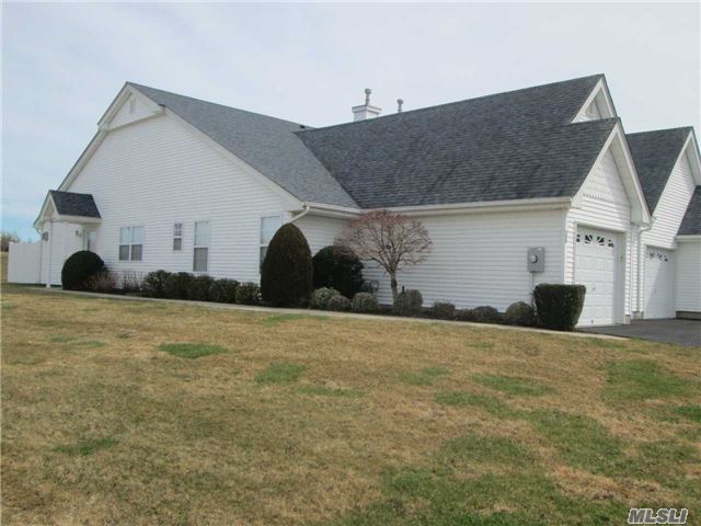 30 Summerfield Ln