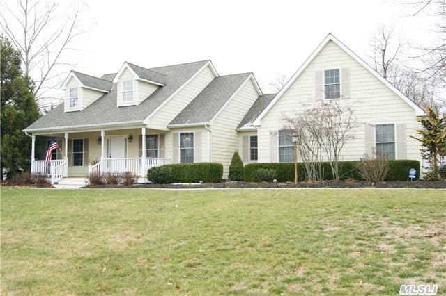 71 N Woods Dr