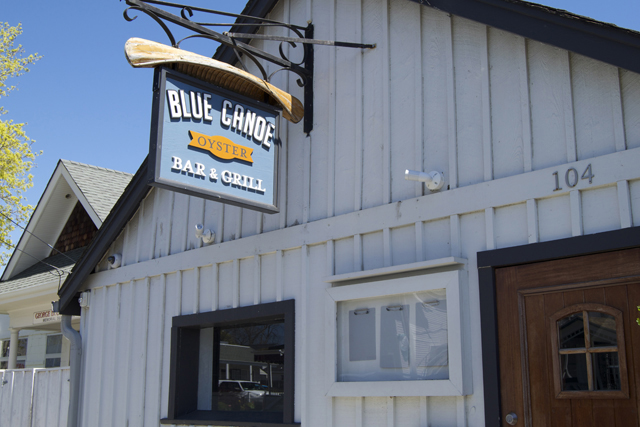 Blue Canoe Oyster Bar & Grill (Credit: Vera Chinese)