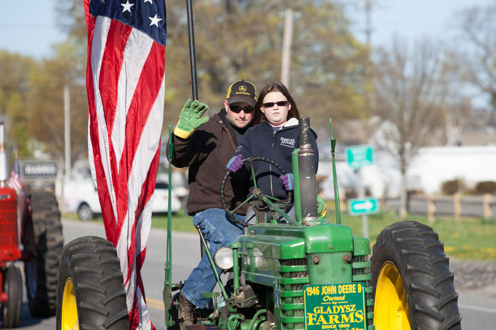 TRACTORS_SS_02