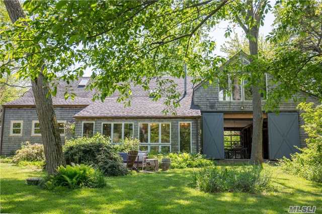 622 Lighthouse Rd