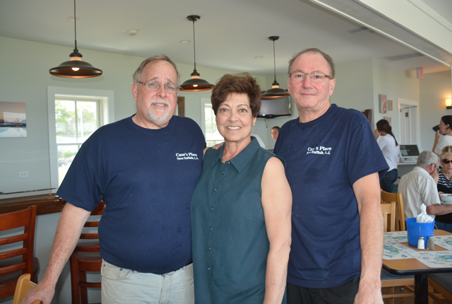 Ken and Maryann Birmingham with Case's Place chef, Richard Knecht (Credit: Monique Singh-Roy)