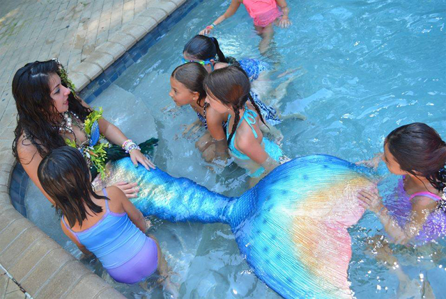 Mermaid Mondays at the Long Island Aquarium (Credit: Spoonful of Sugar)