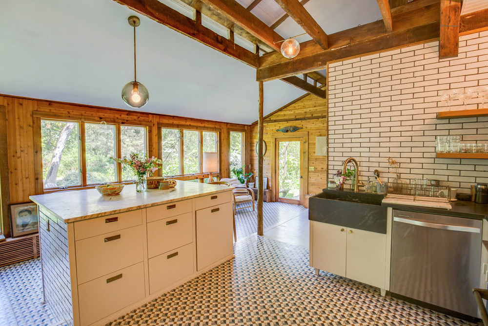 Southold Barn Kitchen