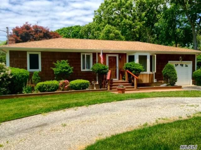 11 Ravine Rd