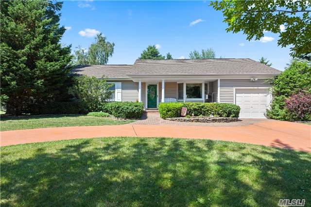 1425 Leeward Dr
