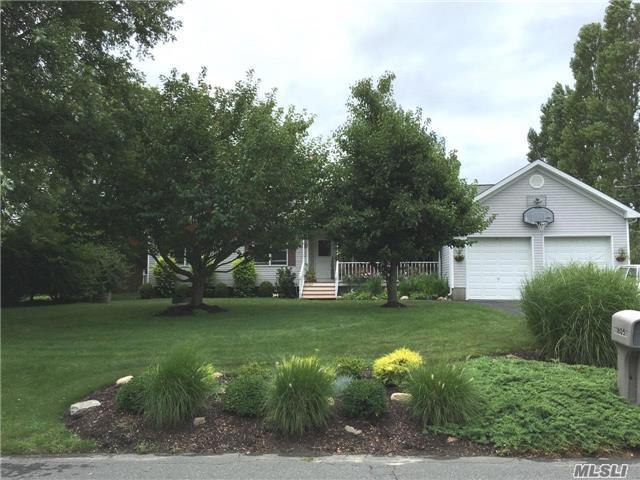 1605 Mccann Ln