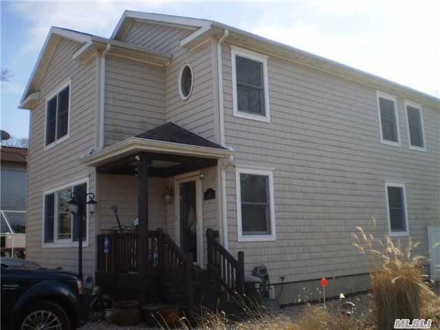 165 Walnut Pl