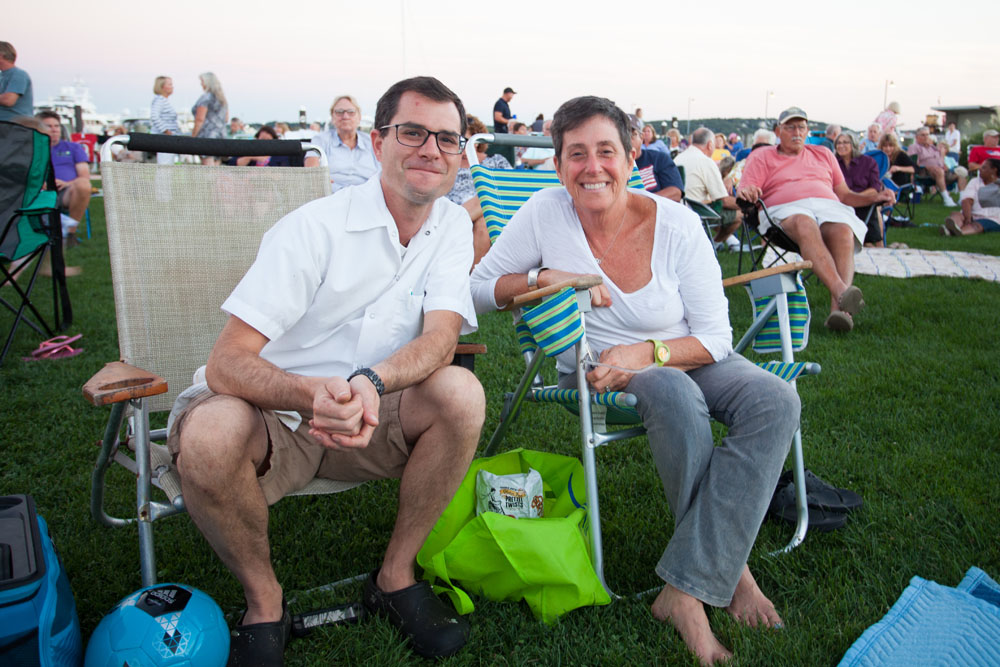 Noah Schwartz with mom Pennie.
