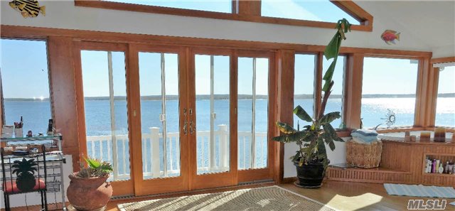 339 Peconic Bay Blvd