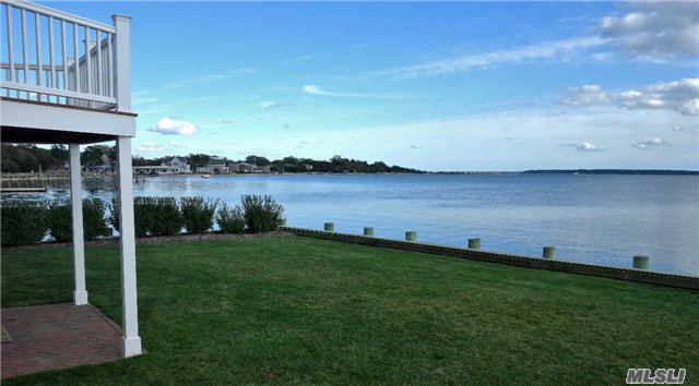 339 Peconic Bay Blvd