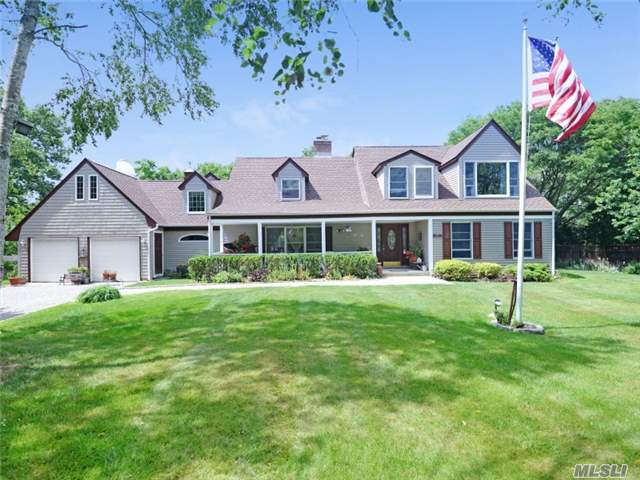 1585 Long Creek Dr