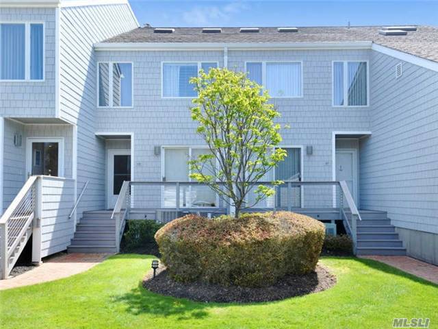 2460 Shipyard Ln