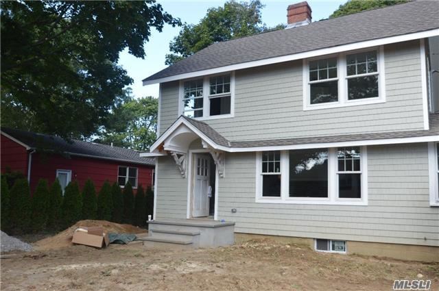595 Pequash Ave