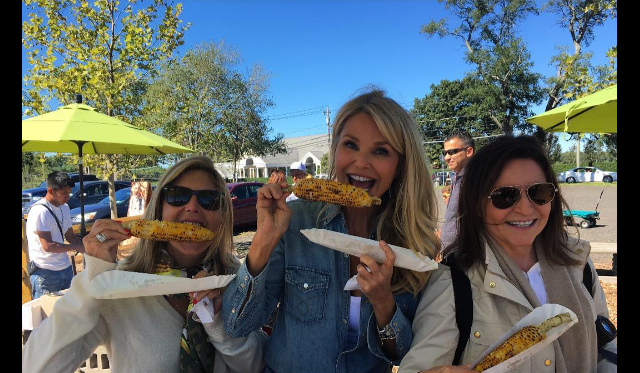 Credit: @christiebrinkley Instagram