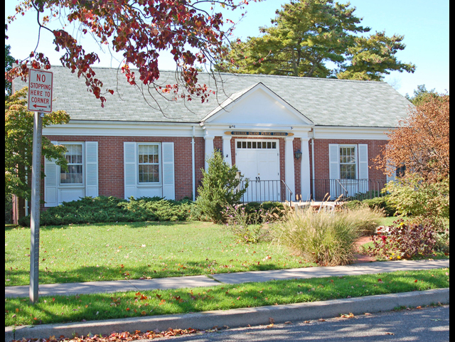 Shelter Island Library