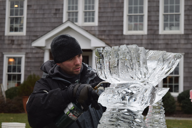 Rich Daly ice sculptor sherwood house