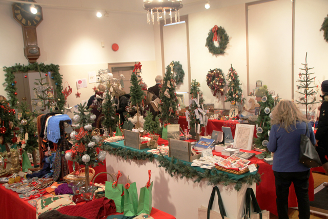 Oysterponds Historical Society Holiday House Tour
