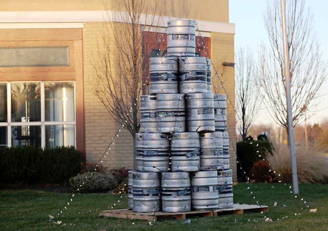 Keg Christmas tree