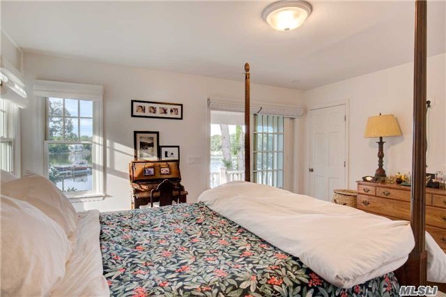 755 Luptons Point Rd