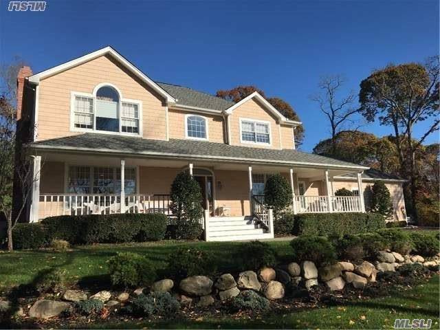 2050 N Wading River Rd